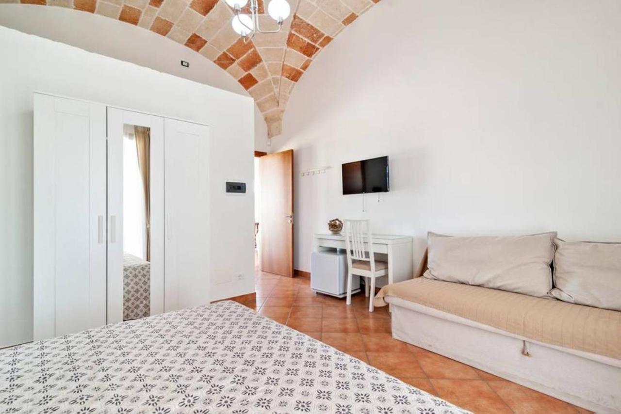 La Dimora Dei Conti Bed & Breakfast Collemeto Exterior photo