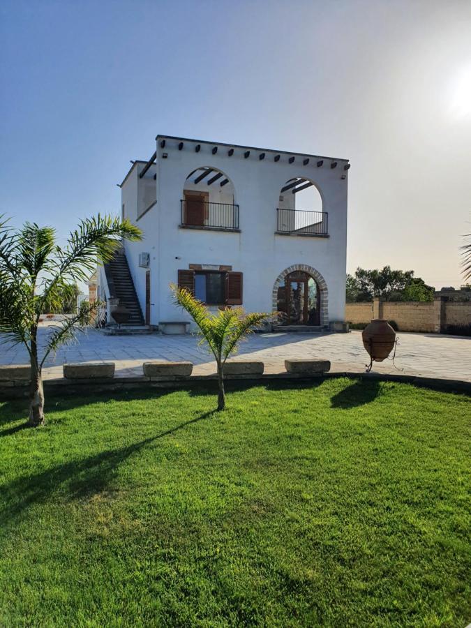 La Dimora Dei Conti Bed & Breakfast Collemeto Exterior photo